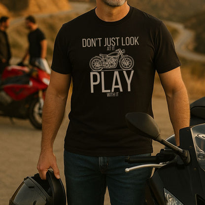 Don't Look, Play T-Shirt