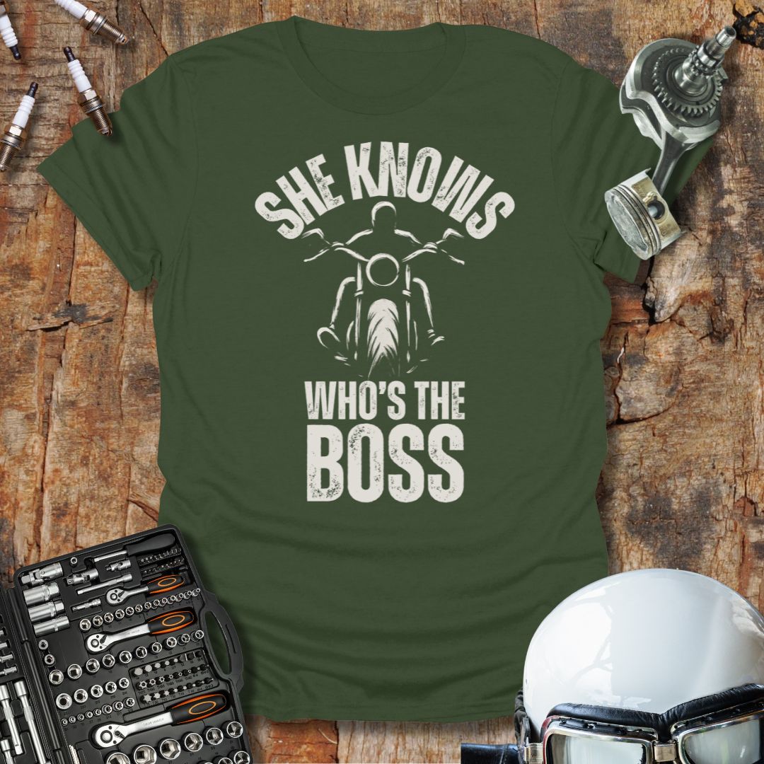 She Knows T-Shirt